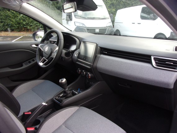 RENAULT Clio V RENAULT CLIO V BLEU IRON-005.jpg